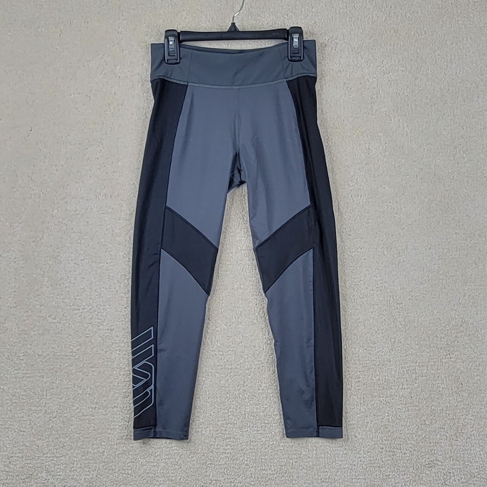 Second Skin Compression Crop Leggings Size XS - NWT
